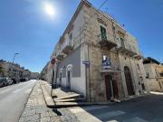 Locale commerciale in affitto a Ruvo Di Puglia