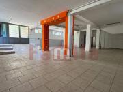 Locale commerciale in affitto a Sirignano