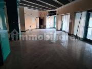 Locale commerciale in affitto a Torino