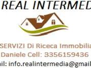 Locale commerciale in affitto, Pistoia centrale