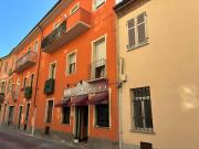 Locale commerciale in vendita a Alba