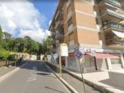 Locale commerciale in vendita a Albano Laziale