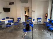 Locale commerciale in vendita a Caronno Pertusella