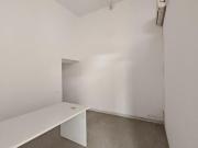 Locale commerciale in vendita a Carrara