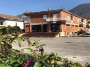 Locale commerciale in vendita a Castrocielo