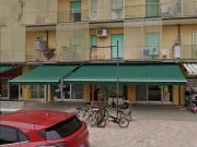 Locale commerciale in vendita a Cervia