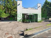 Locale commerciale in vendita a Colverde