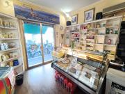 Locale commerciale in vendita a Firenze, Vittorio Emanuele