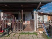 Locale commerciale in vendita a Latina, Borgo Piave