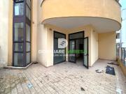 Locale commerciale in vendita a Lecce