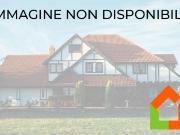 Locale commerciale in vendita a Marigliano