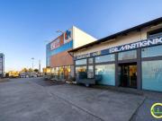 Locale commerciale in vendita a Martignacco