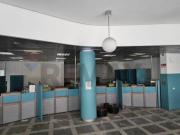 Locale Commerciale in vendita a Messina, Centro