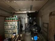 Locale commerciale in vendita a Napoli