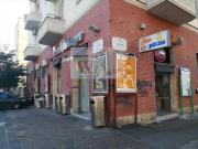 Locale commerciale in vendita a Napoli