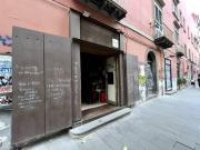Locale commerciale in vendita a Napoli