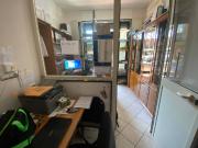 Locale commerciale in vendita a Napoli, Vomero