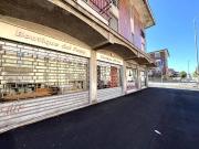 Locale commerciale in vendita a Novara