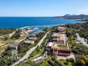 Locale commerciale in vendita a Olbia, Portisco