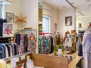 Locale commerciale in vendita a Pescara, Centro