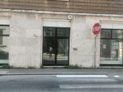 Locale commerciale in vendita a Ravenna