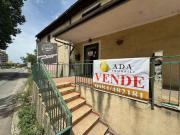 Locale commerciale in vendita a Rende