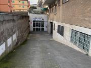 Locale commerciale in vendita a Roma