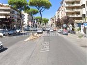 Locale commerciale in vendita a Roma, Gregorio VII