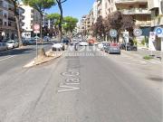 Locale commerciale in vendita a Roma, Gregorio VII