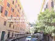 Locale commerciale in vendita a Roma, Salario