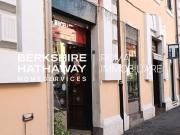 Locale commerciale in vendita a Roma, Trieste