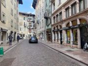 Negozio in vendita a Trento