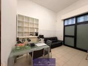 Locale commerciale in vendita in via giuseppe grandi,...