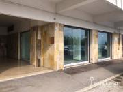 Locale commerciale in vendita a Teramo, Prima periferia