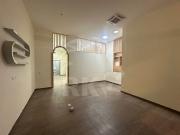 Locale commerciale ristrutturata in via riva di reno 56,...