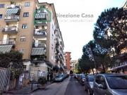 Locale commerciale/Negozio in Affitto a Napoli