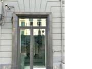 Locale commerciale/Negozio in Affitto a Napoli