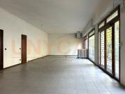 Locale commerciale/Negozio in Affitto a Padova