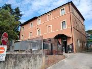 Locale commerciale/Negozio in Affitto a Perugia
