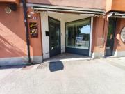 Locale commerciale/Negozio in Affitto a Pontedera
