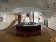 Locale commerciale/Negozio in Vendita a Pontedera