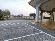 Locale con canna fumaria per asporto