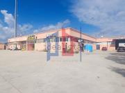 Locale in affitto di 1000 m² in Via Alfio Flores