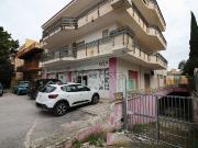 Locale in affitto di 1000 m² in Via Città di Palermo, 165