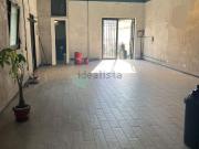 Locale in affitto di 100 m²