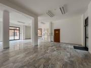 Locale in affitto di 100 m² in Via Tremana