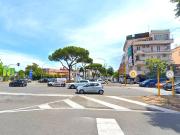 Locale in affitto di 100 m² in Viale Guglielmo Marconi