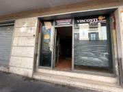 Locale in affitto di 105 m² in Via Attilio Perrone Capano, 2