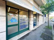 Locale in affitto di 110 m² in Via Costantino Quaranta, 11