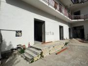 Locale in affitto di 110 m² in Via Roma